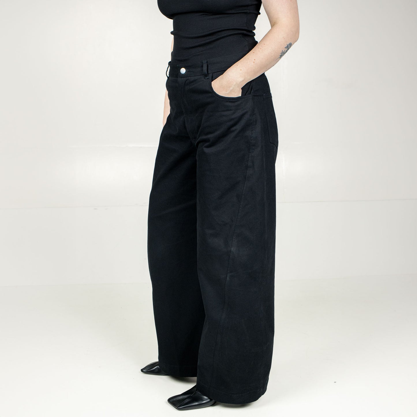 Barry Trousers in Black